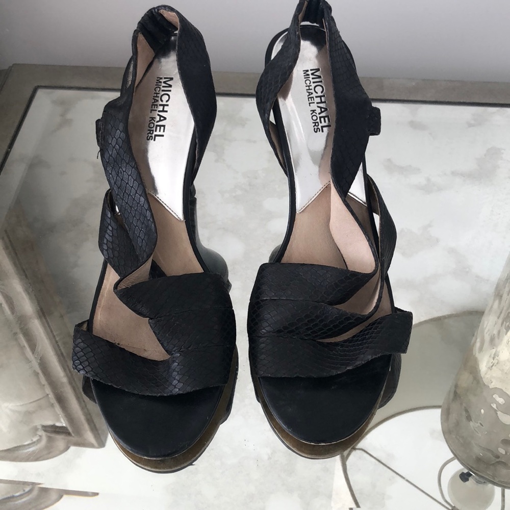 MK shoes